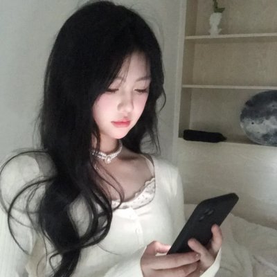 天空中的露西